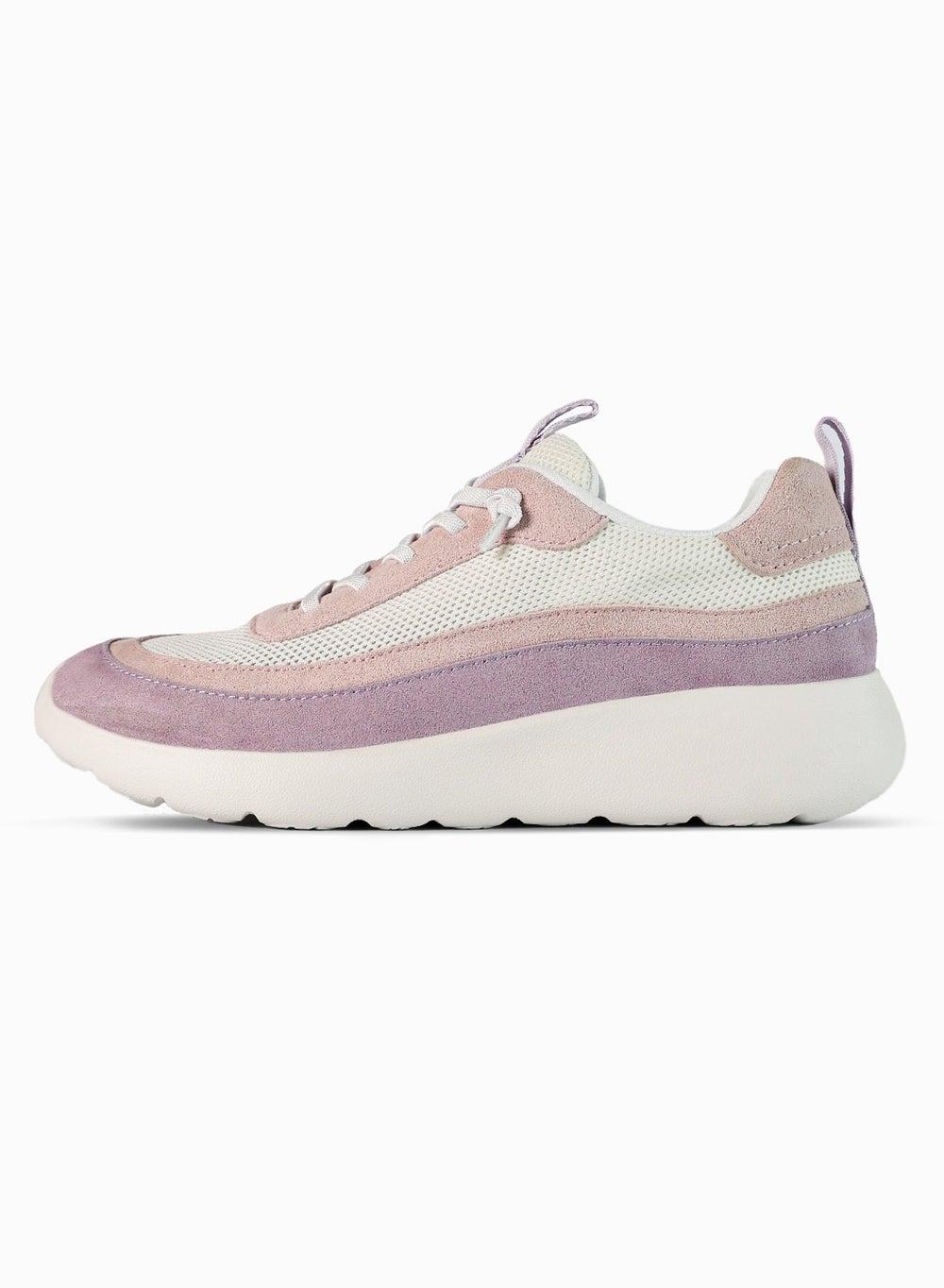 CL Ripple Mesh Trainer: Elegant Casual Comfort - Image 1