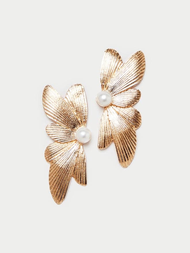 Styli Floral Faux Pearl Earrings - Elegant Oversized Dangle - Image 1