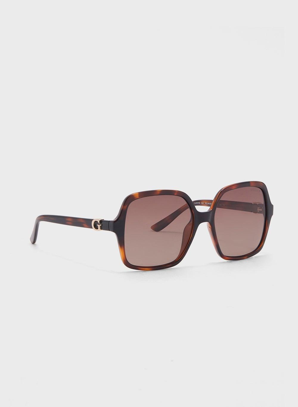 GUESS Chic Oversized Sunglasses for Sophisticated Women - Image 1