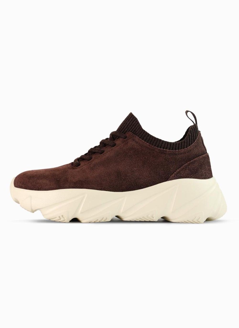 BR Classic Chocolate Suede Runner: Premium Comfort & Style - Image 1
