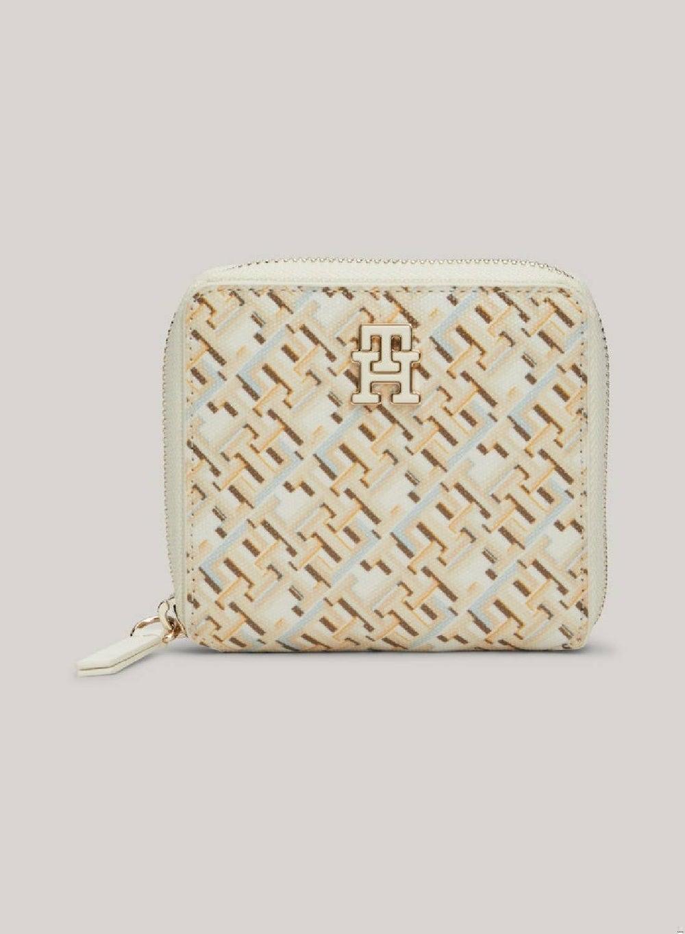 TOMMY HILFIGER Elegant Women's Zip Coin Wallet - Image 1