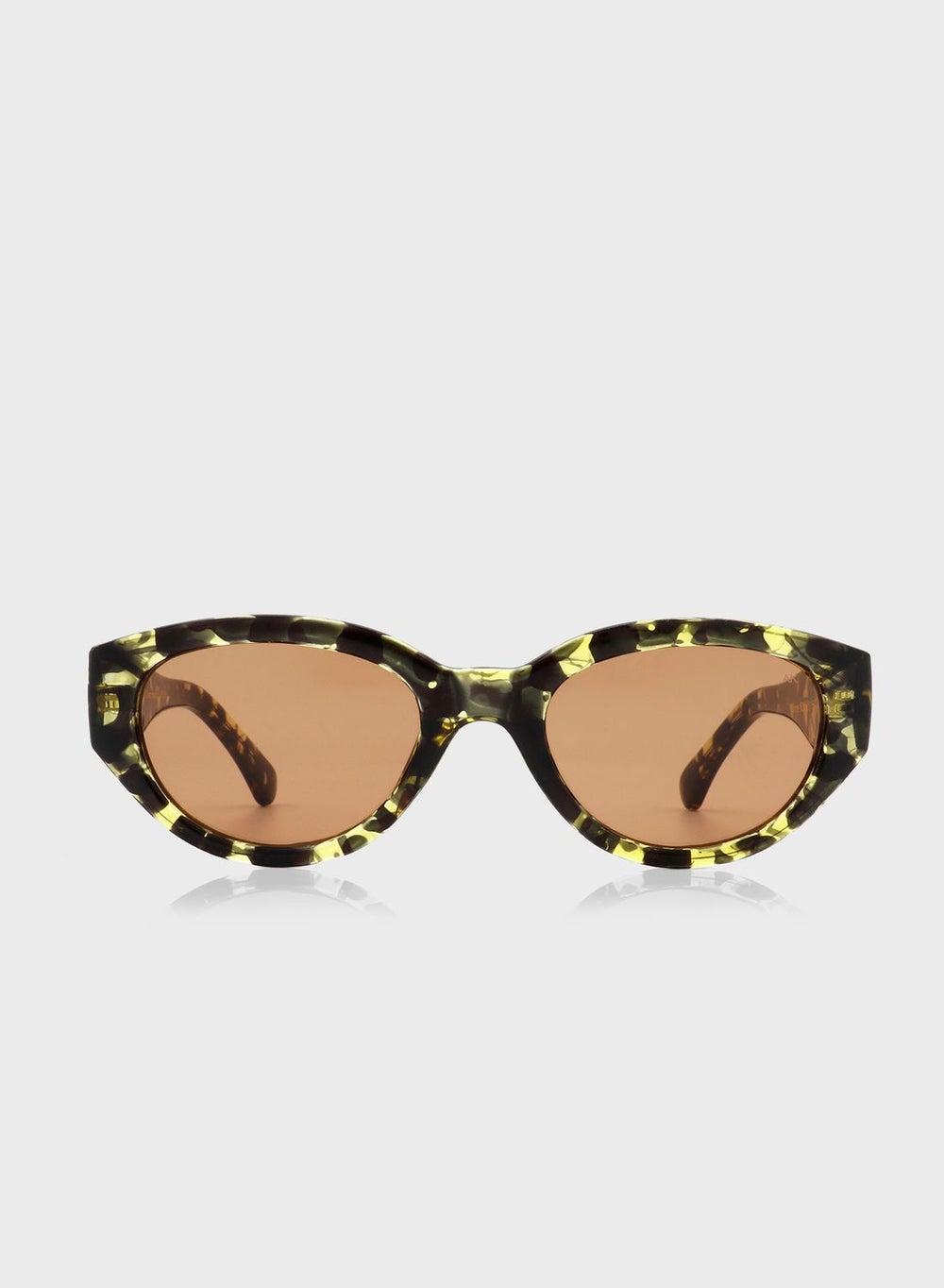 A.KJAERBEDE Winnie Sunglasses: Timeless Elegance - Image 1