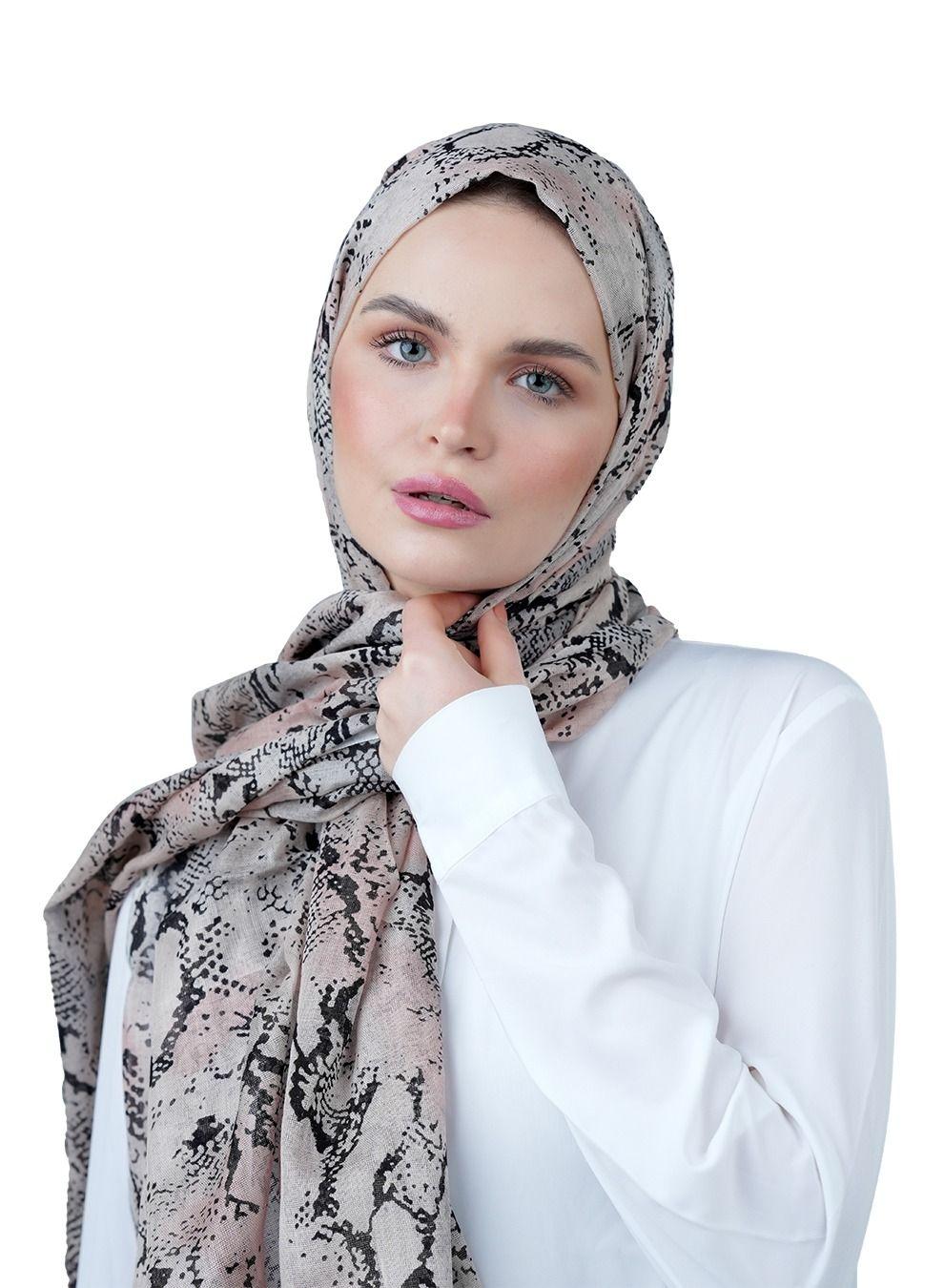 AMICA Soft Natural Fiber Hijab in Abstract Pink Print - Image 1