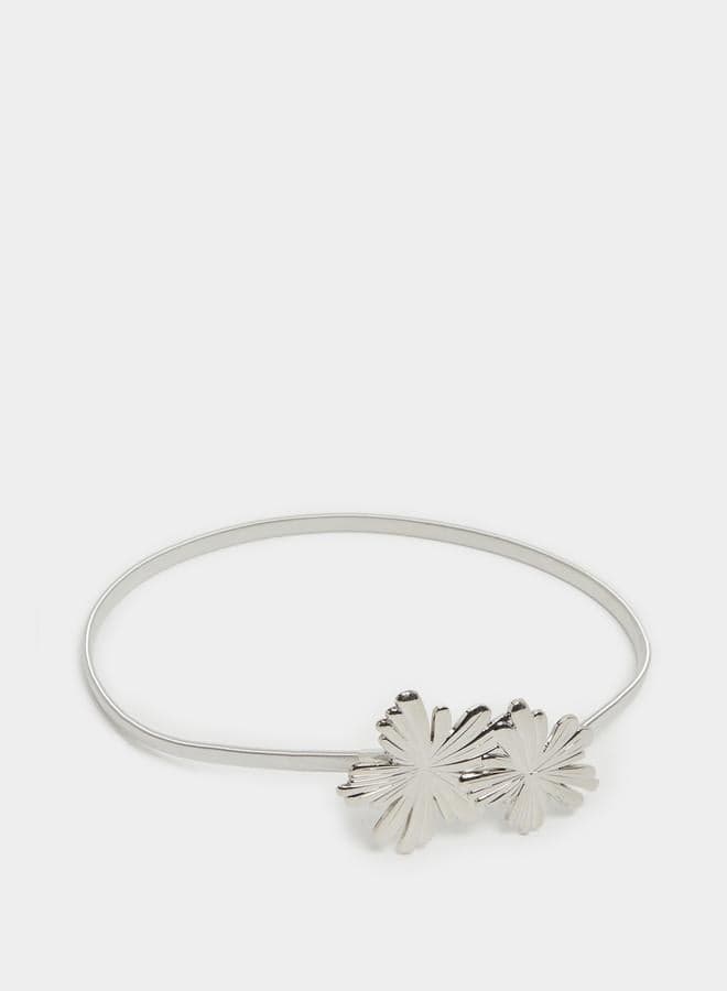 Styli Floral Accent Sleek Belt for Elegantly Defined Silhouettes - Image 1