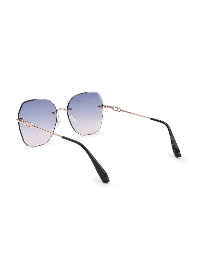 Cuple Chic Aviator Sunglasses for the Discerning Woman - Image 1