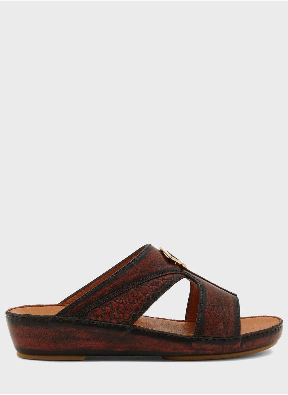 Posh La Vie Plv5 As Mrn: Luxurious Maroon Arabian Sandals - Image 1