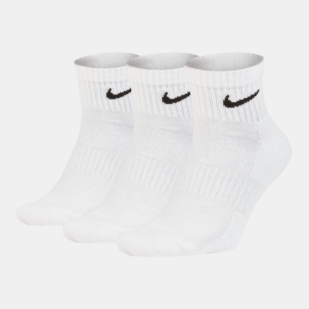 Nike Everyday Cushioned Ankle Socks - Comfort in Motion - Image 1