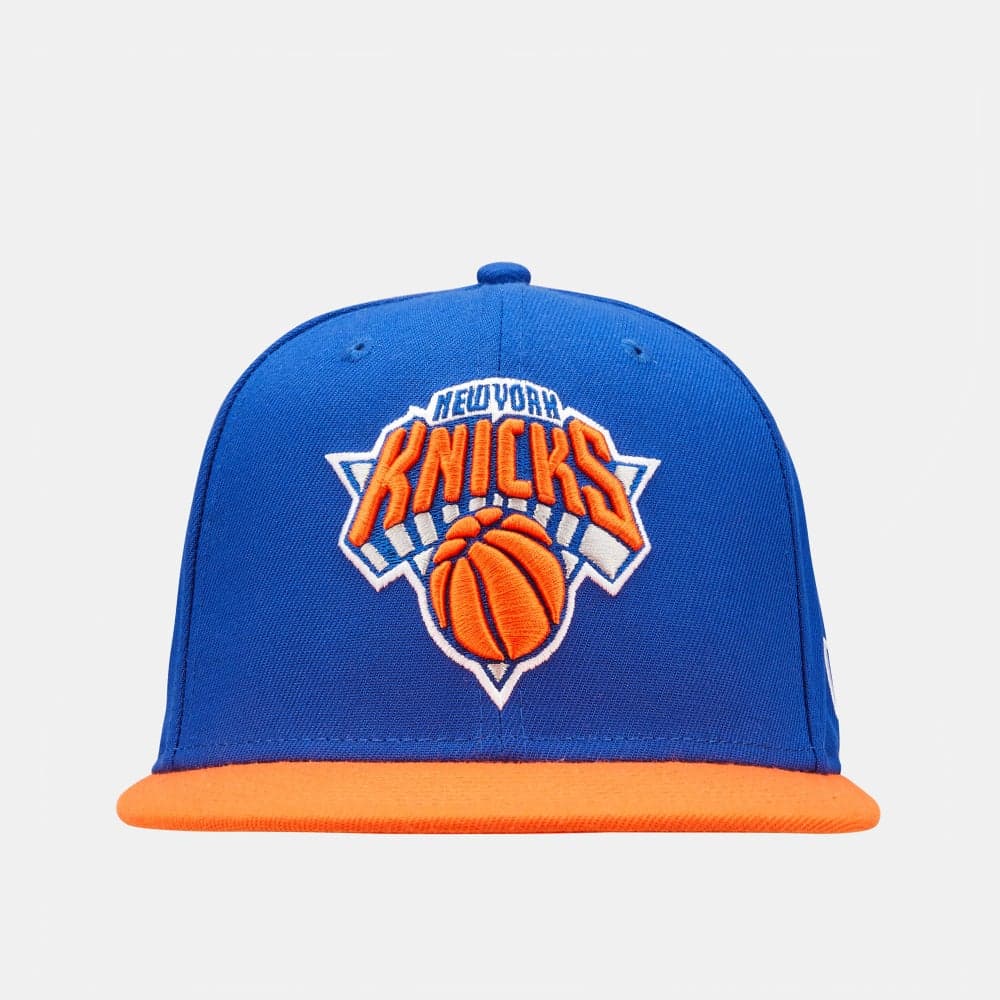 Era Essential 59FIFTY New York Knicks Cap for Men - Image 1