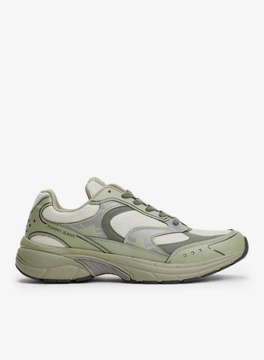 Em0Em01594Mr6 Green Low-Top Sneakers for Everyday Elegance - Image 1