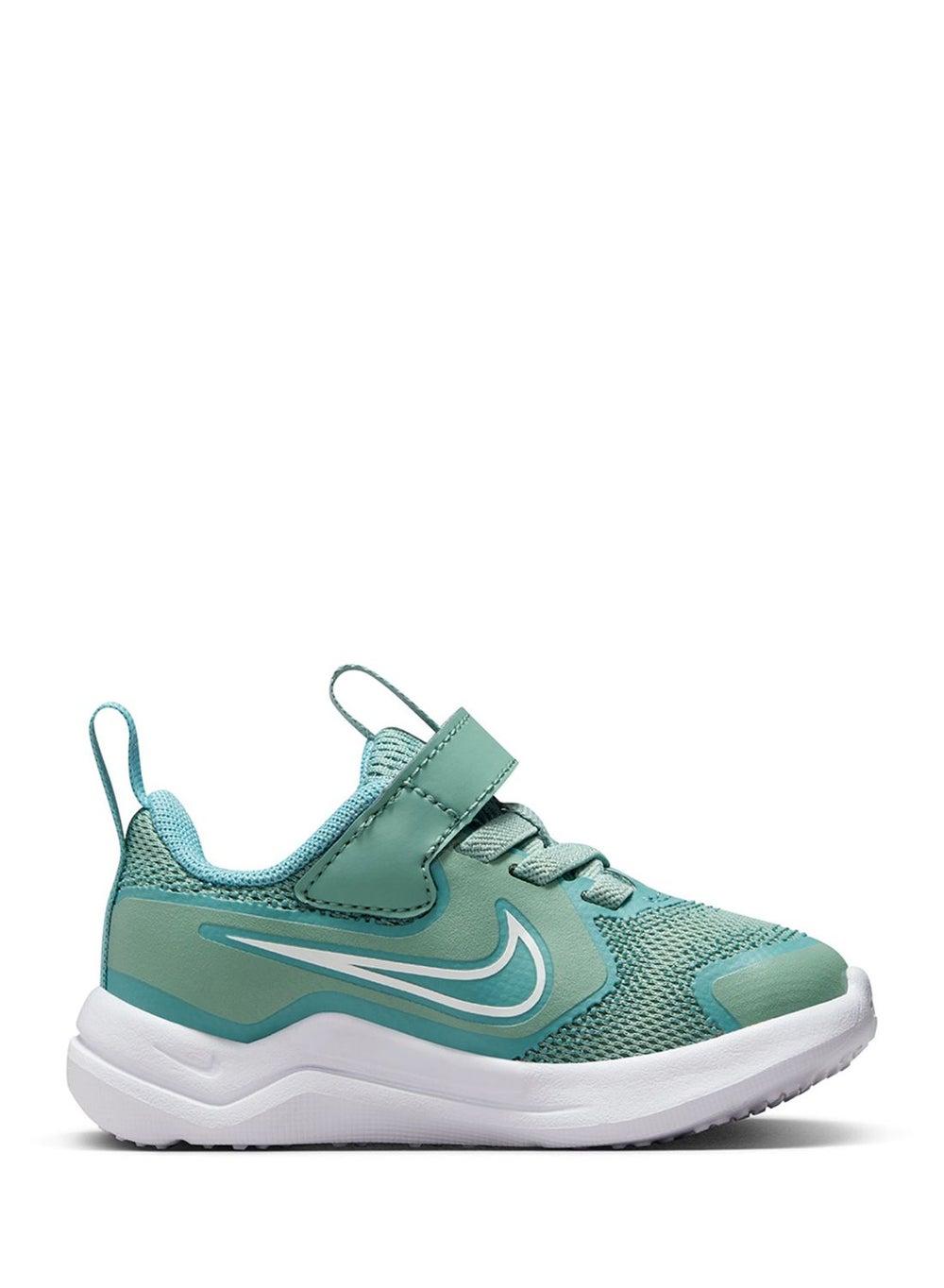Nike Cosmic Runner Hm4401 008: Boys' Athletic Excellence - Image 1