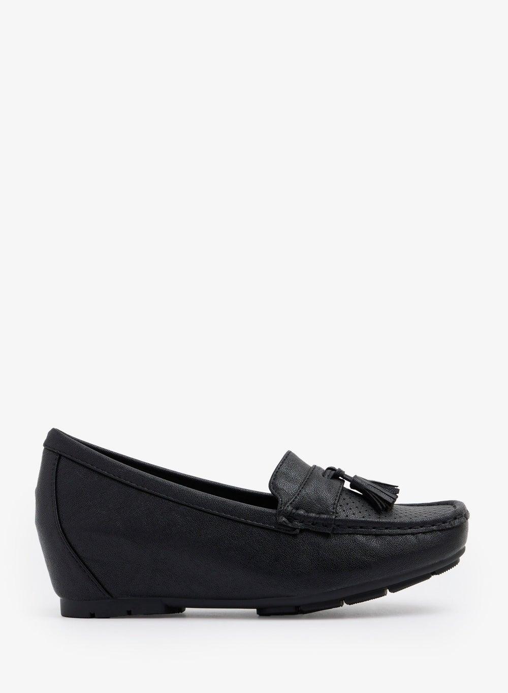 Noble Re Elegant Black Loafers for the Discerning Woman - Image 1