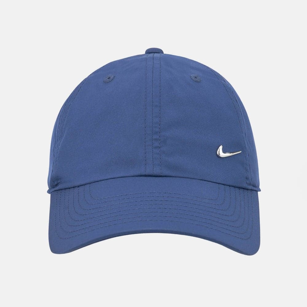 Nike Dri-Fit Club Cap: Elegant Comfort Meets Sporty Style - Image 1