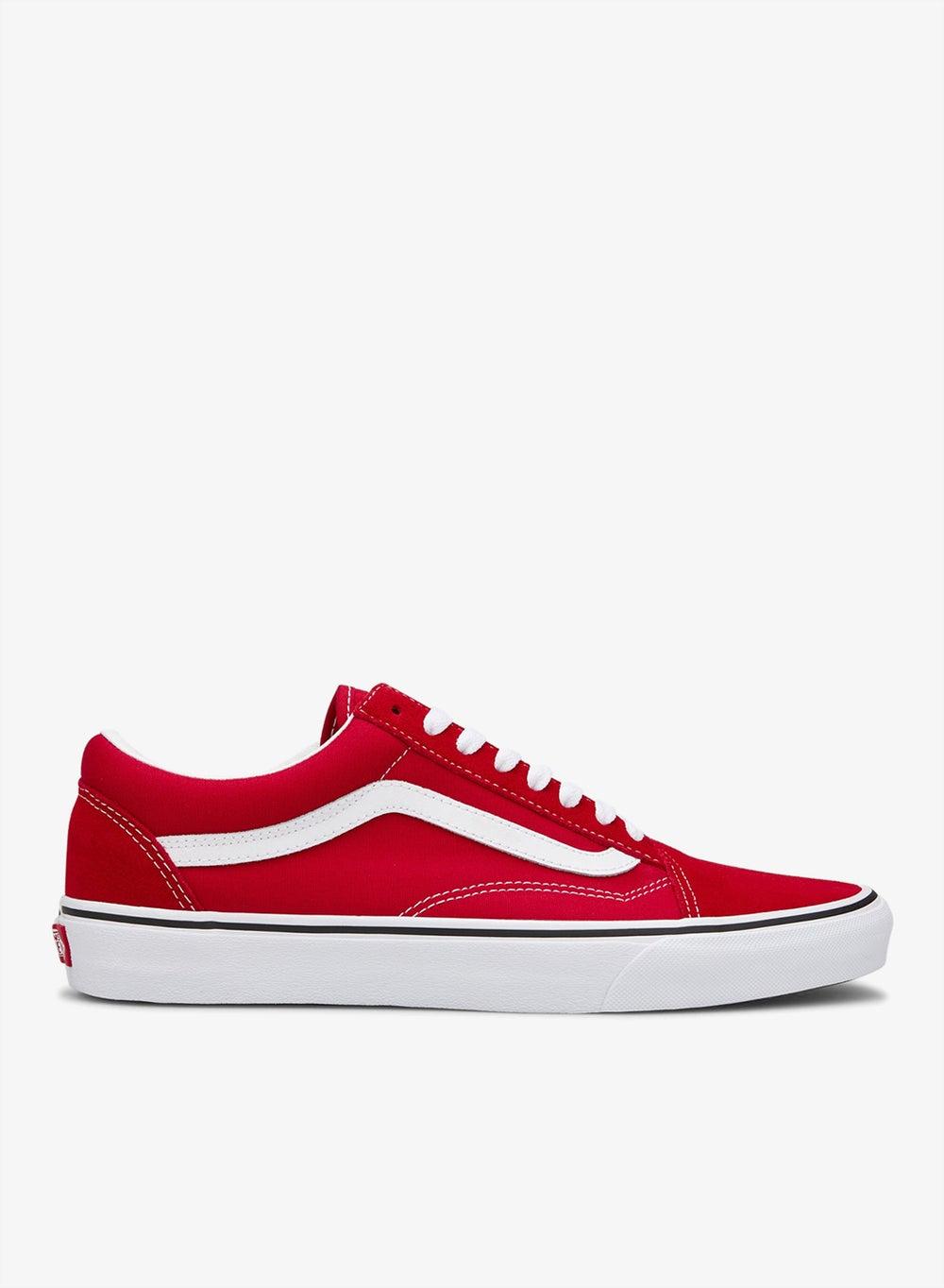 Old Skool Elegance Unisex Low-Top Sneaker in Vibrant Red - Image 1