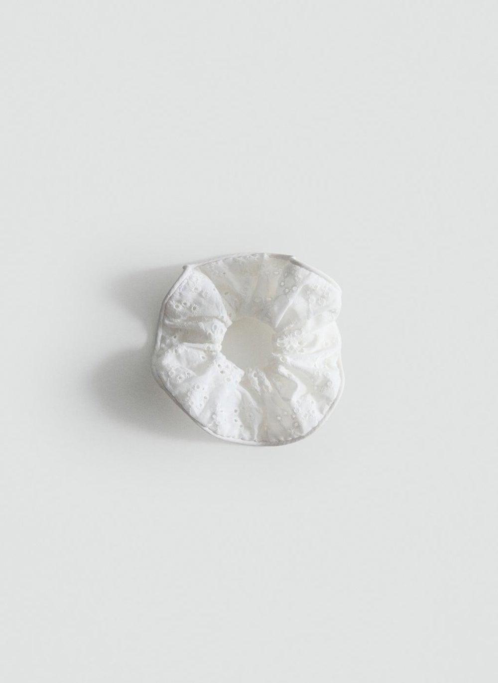 Floral Elegance Cotton Scrunchie with Openwork - Image 1