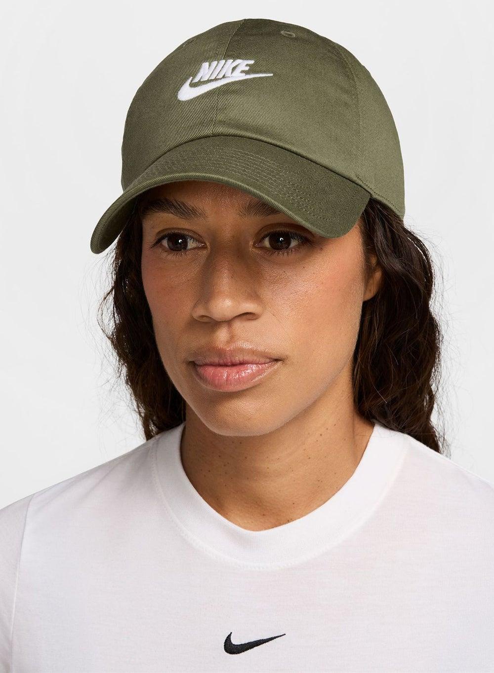 Nike Futura Washed Color Block Club Cap: Stylish Comfort - Image 1