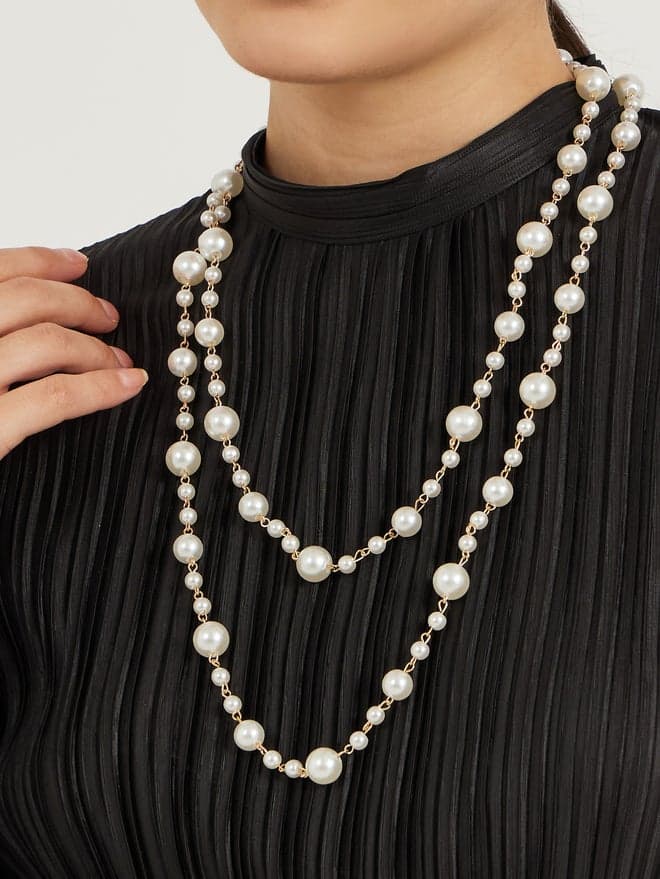 Elegant Styli Faux Pearl Long Necklace for Sophisticated Women - Image 1