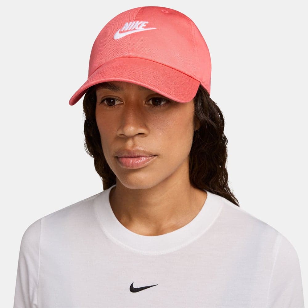 Nike Club Futura Cotton Twill Cap: Unstructured Elegance - Image 1