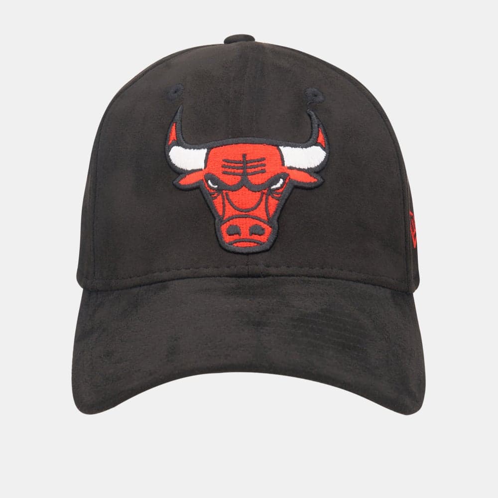 Elevate Your Game: NEW ERA NBA Chicago Bulls 39THIRTY Cap - Image 1