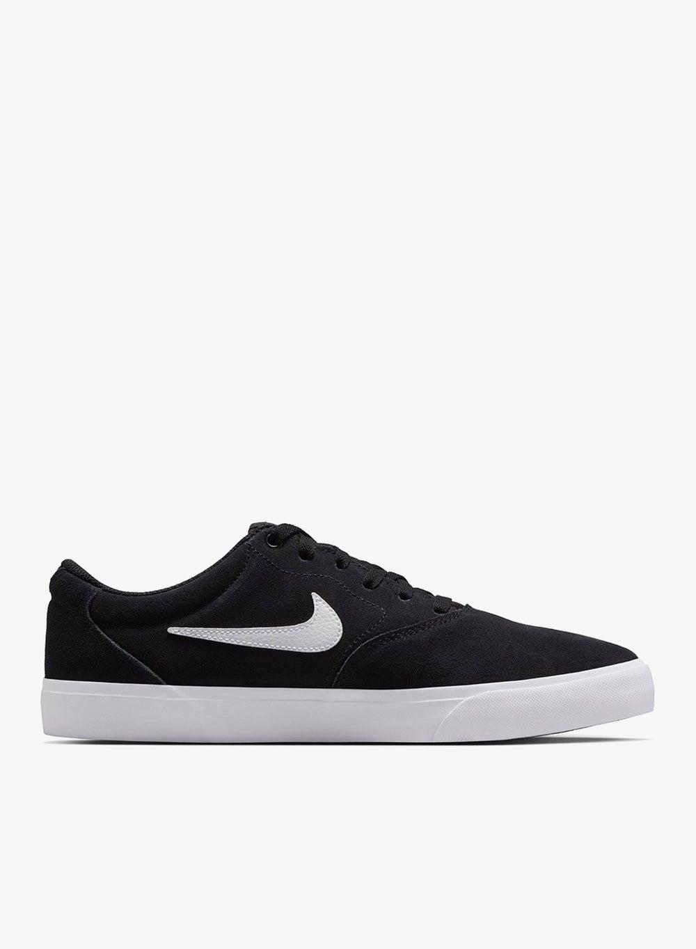 Nike Charge Suede Ib2750 001: Sleek Black/White Lifestyle Sneakers - Image 1