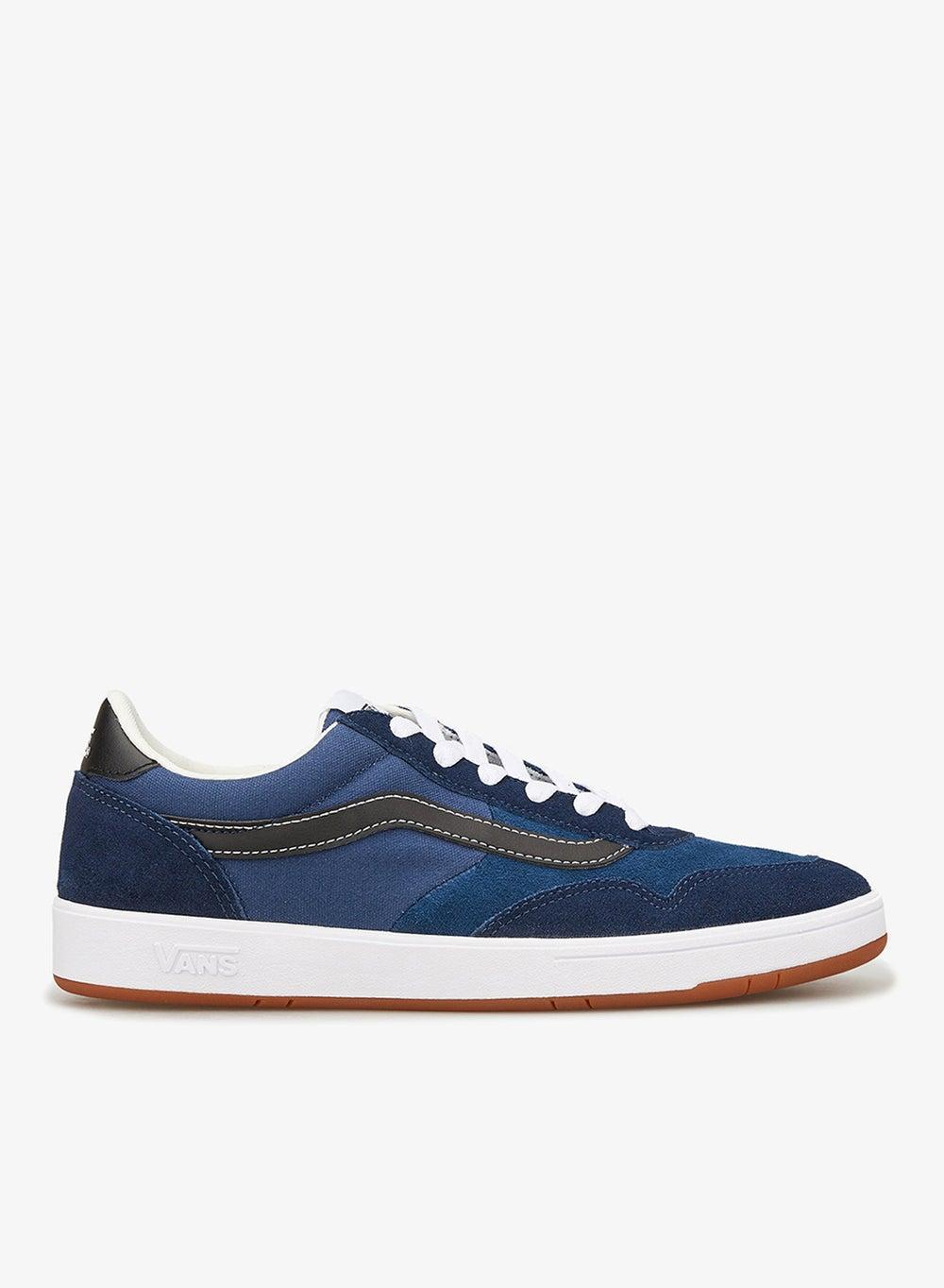 Cruze Too ComfyCush Unisex Low-Top Sneaker Elegance - Image 1