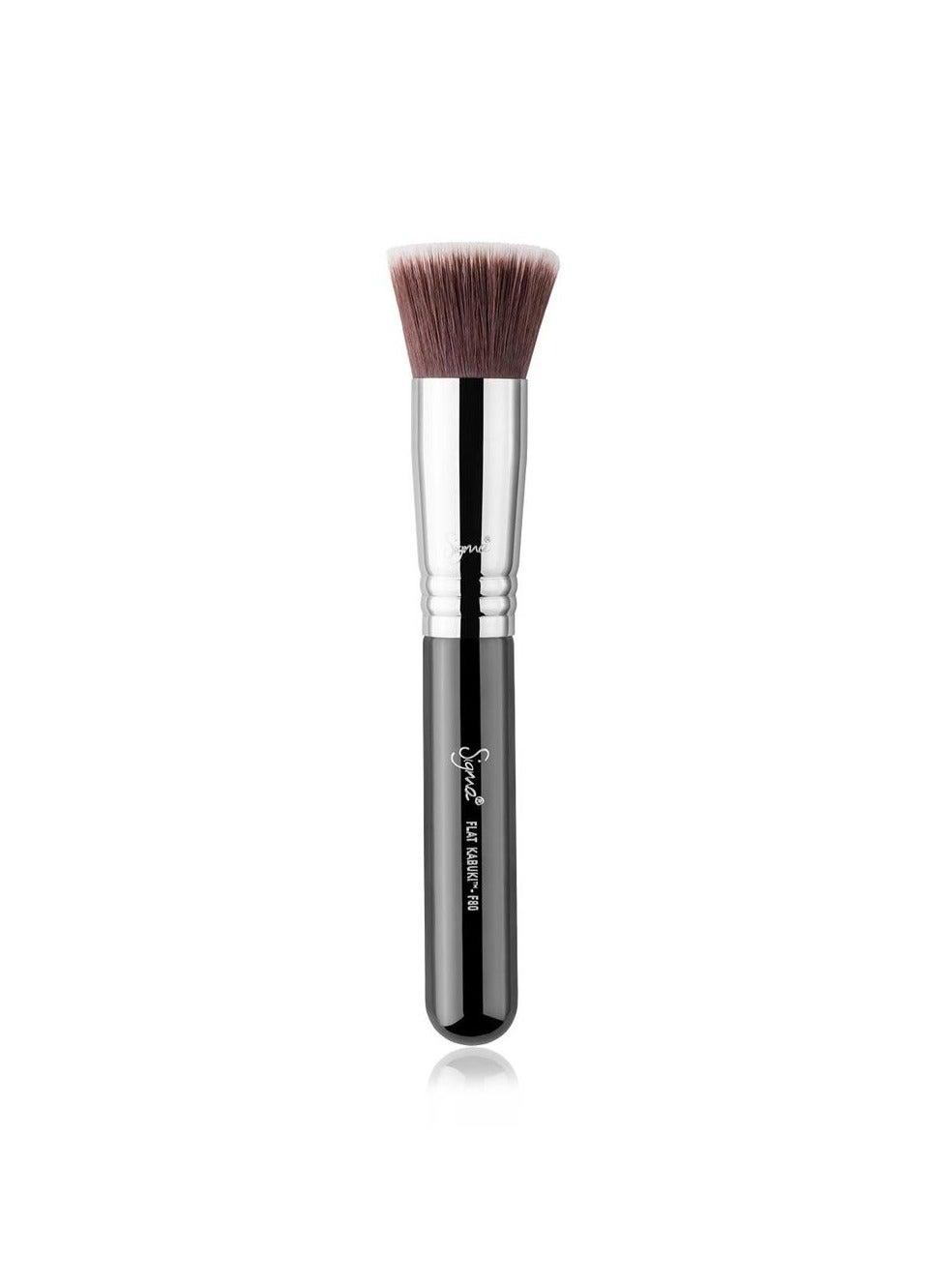 F80 - Flawless Foundation Flat Kabuki Brush - Image 1