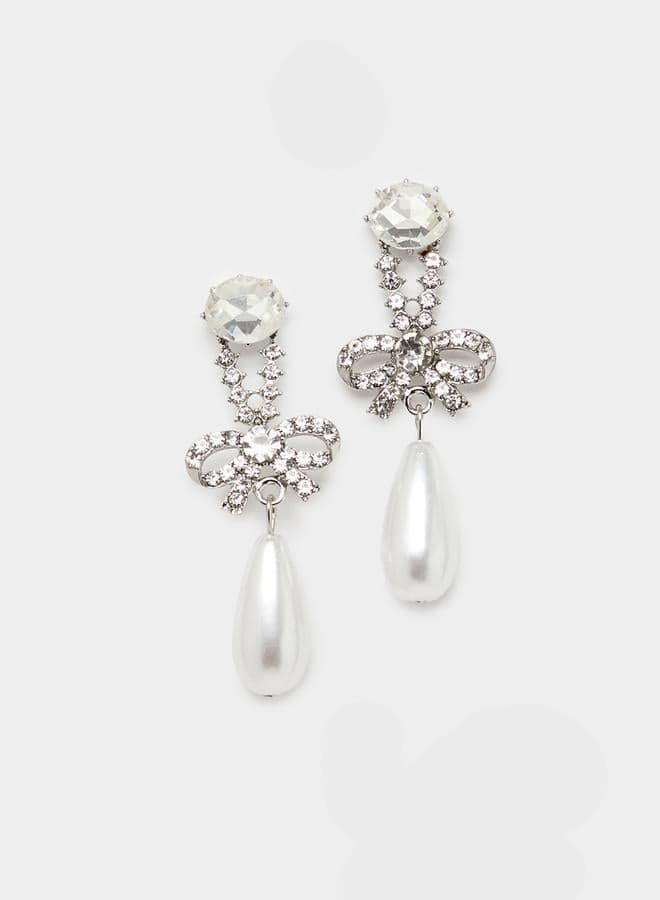 Styli Shell Drop Earrings: Elegant Accent for Every Occasion - Image 1