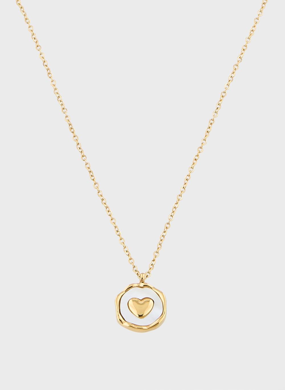 Staurtz Little Heart Necklace: Elegance Redefined - Image 1
