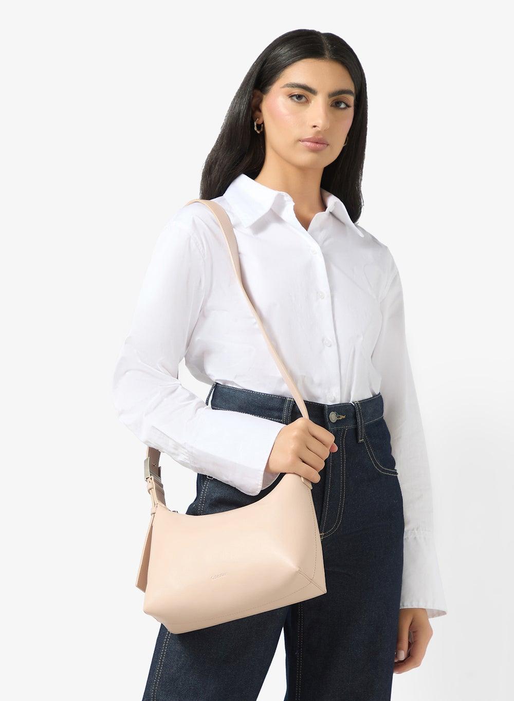 CALVIN KLEIN Chic Medium Crossbody with Signature Strap - Image 1