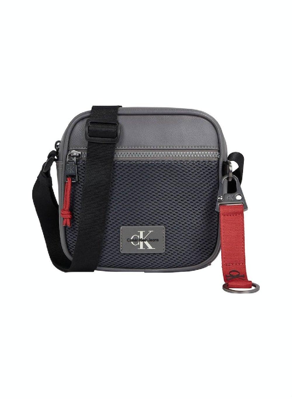 Calvin Klein Jeans Men's Square Crossbody Reporter Bag - Image 1
