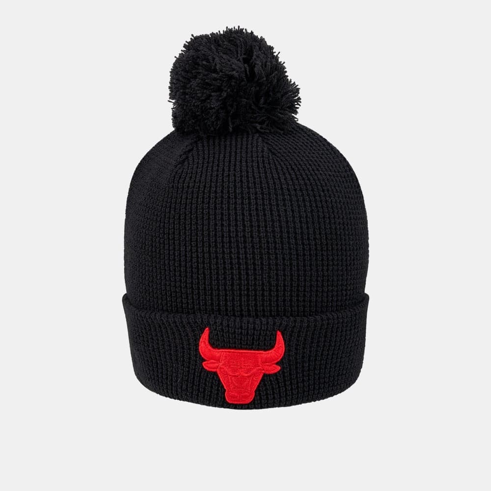 NEW ERA Chicago Bulls Men's Beanie: Style Meets Comfort - Image 1