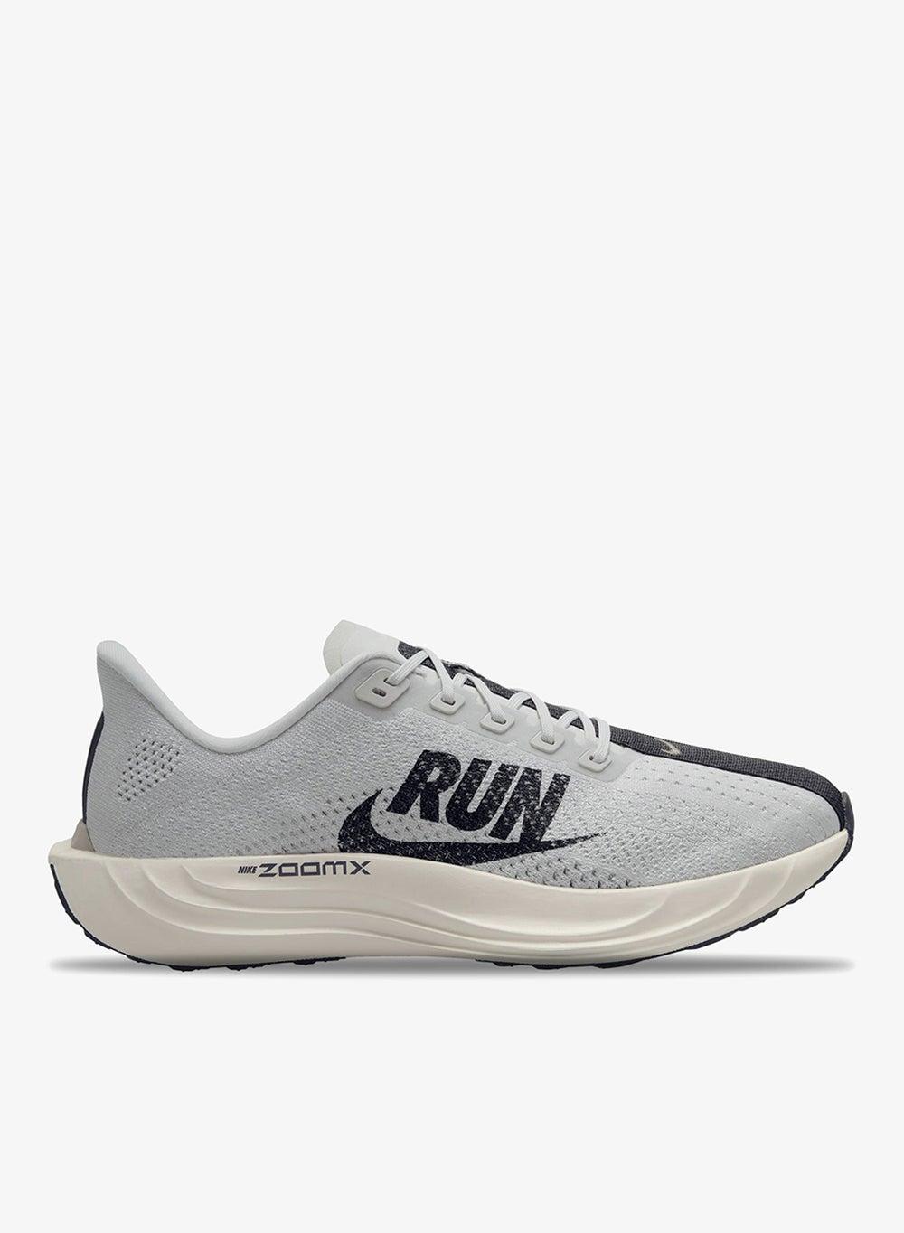 Nike Pegasus Plus Road Runner - Style Nkib5695 001 - Image 1