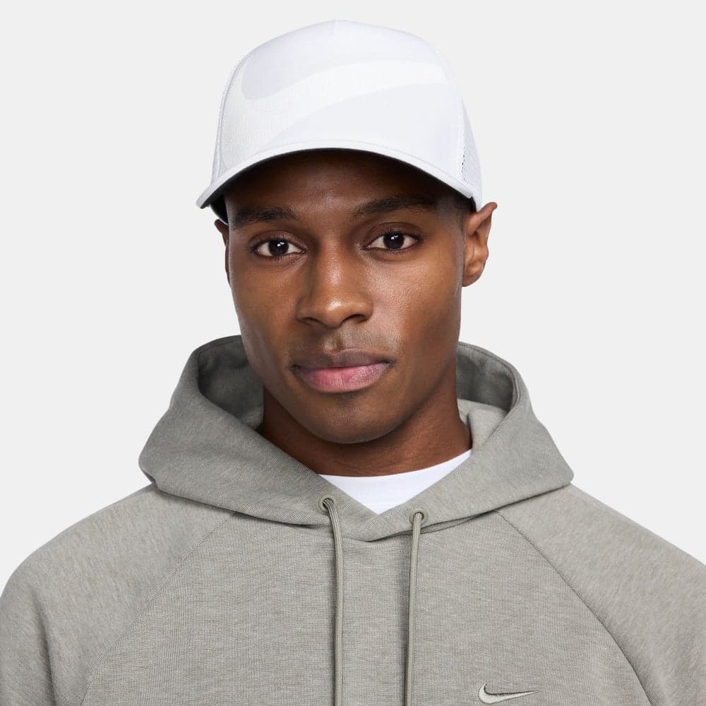 Nike Dri-FIT ADV Men's Trucker Cap: Style Meets Comfort - Image 1