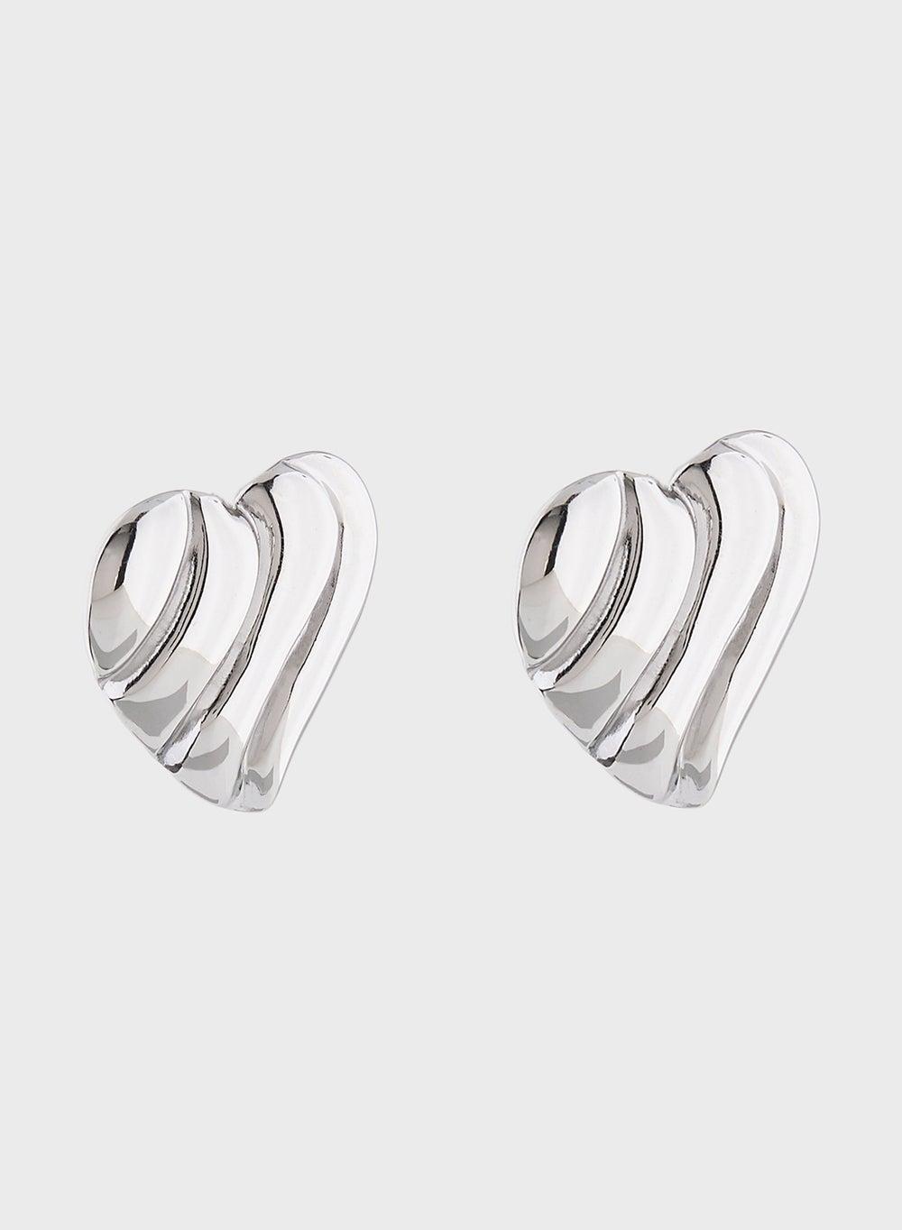 Staurtz Textured Earrings: Elegance Defined - Image 1