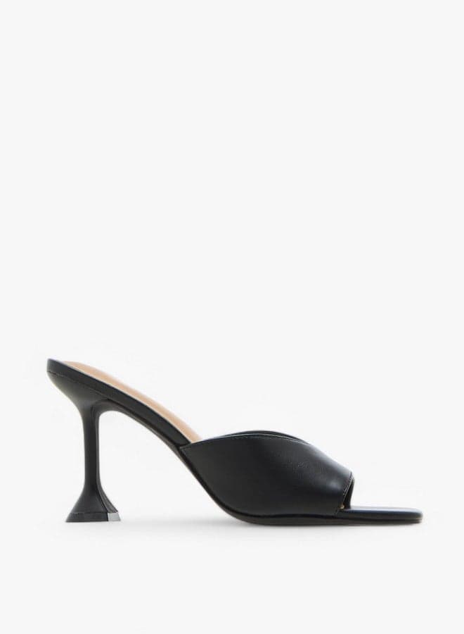 Elevate Casual Elegance: LS15789 01Black Flared Heel Sandals - Image 1