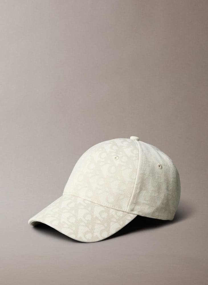 Calvin Klein Jeans Women's Logo Baseball Cap with Curved Peak - Image 1