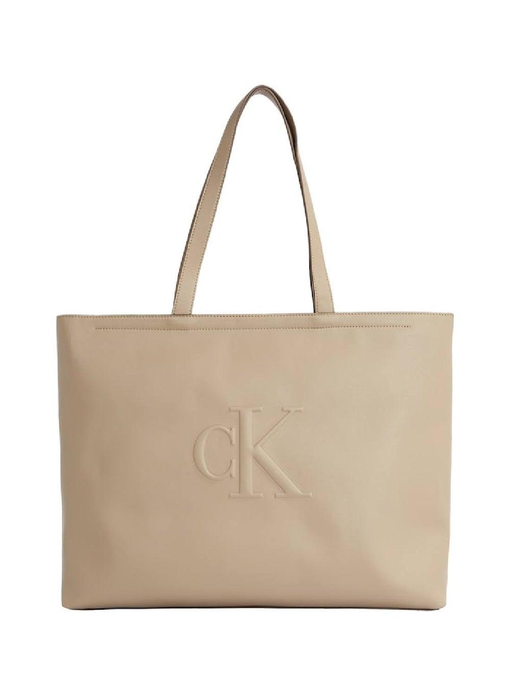 Calvin Klein Jeans Chic Crockery Tote for Women - Image 1