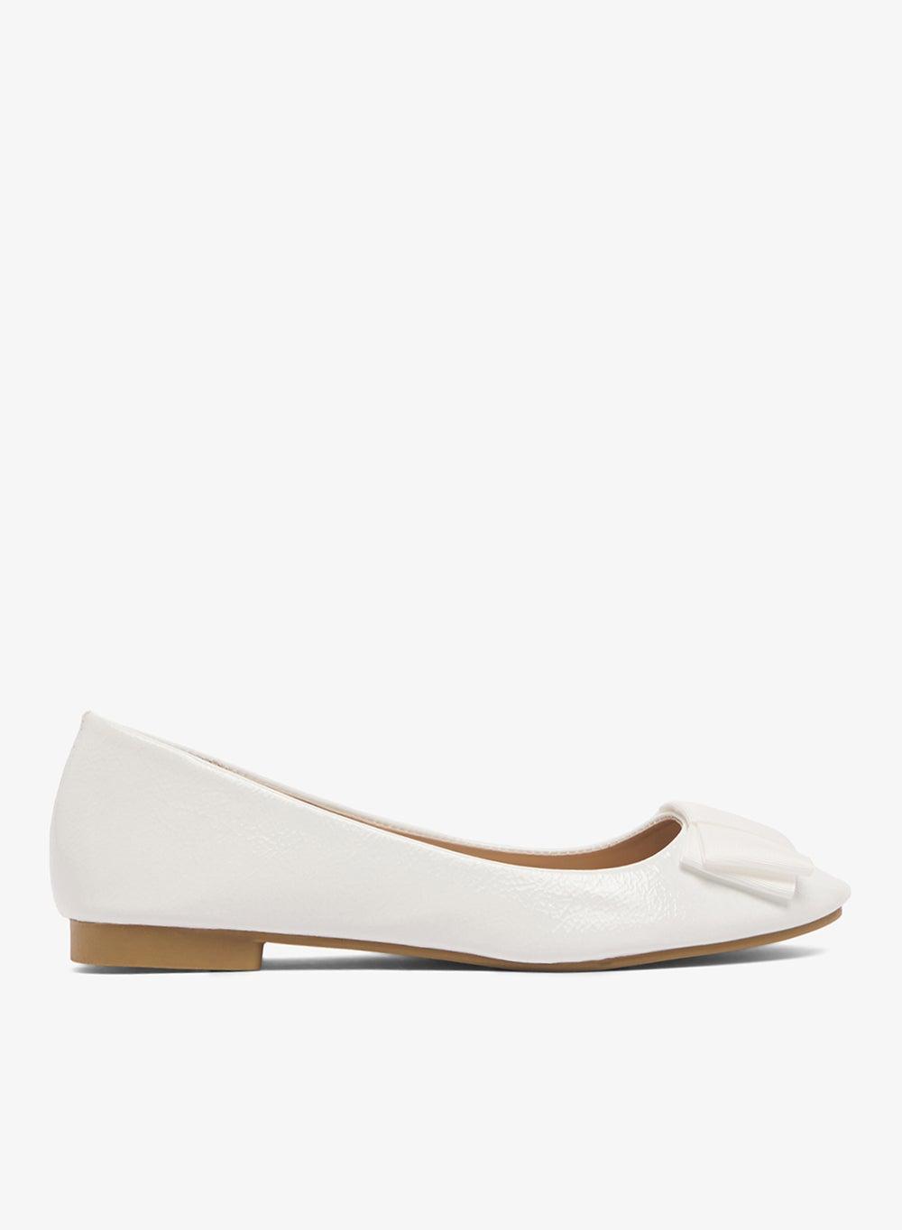 Elegant F80395Tp1 White Ballerina Flat for Effortless Style - Image 1