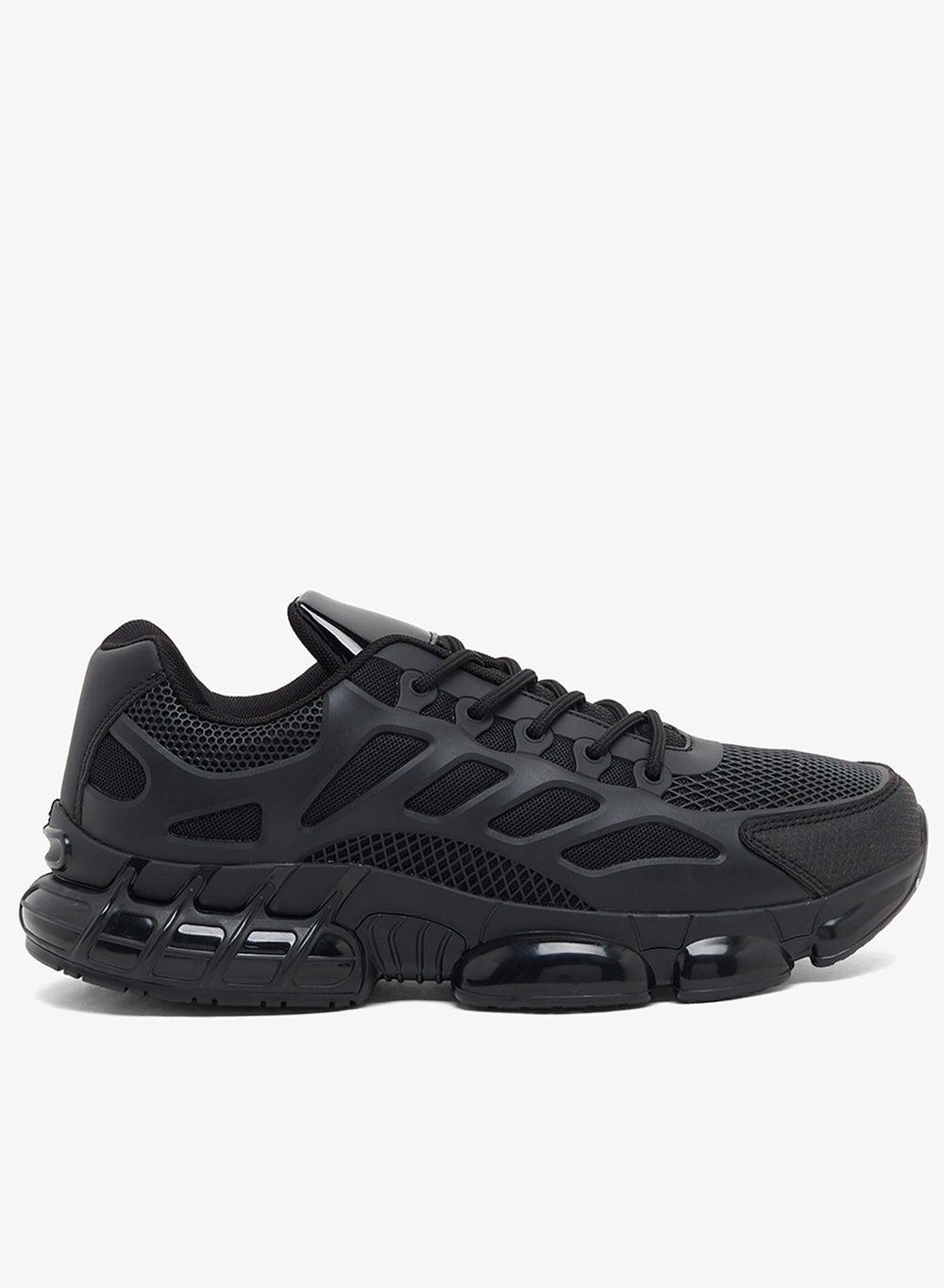 Ti7002 Black Low-Top Sneakers for the Modern Man - Image 1