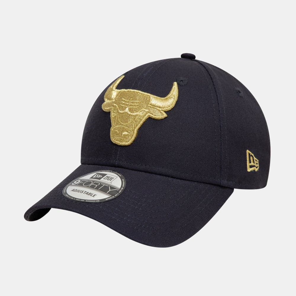 NEW ERA Chicago Bulls Metallic Badge 9FORTY Cap - Image 1