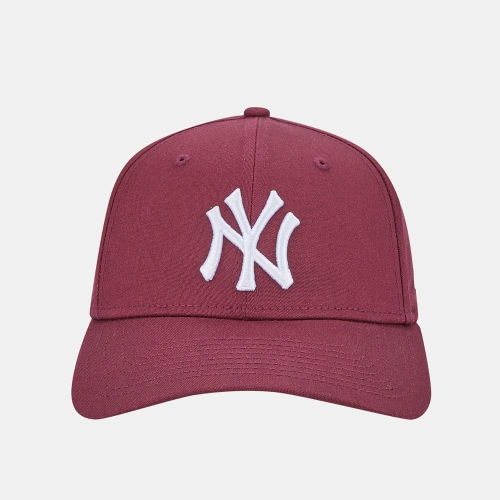 New Era Essential 39THIRTY New York Yankees Cap - Image 1