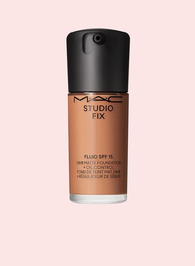 Studio Fix Fluid 24HR Matte Foundation SPF 15 - NW33 - Image 1