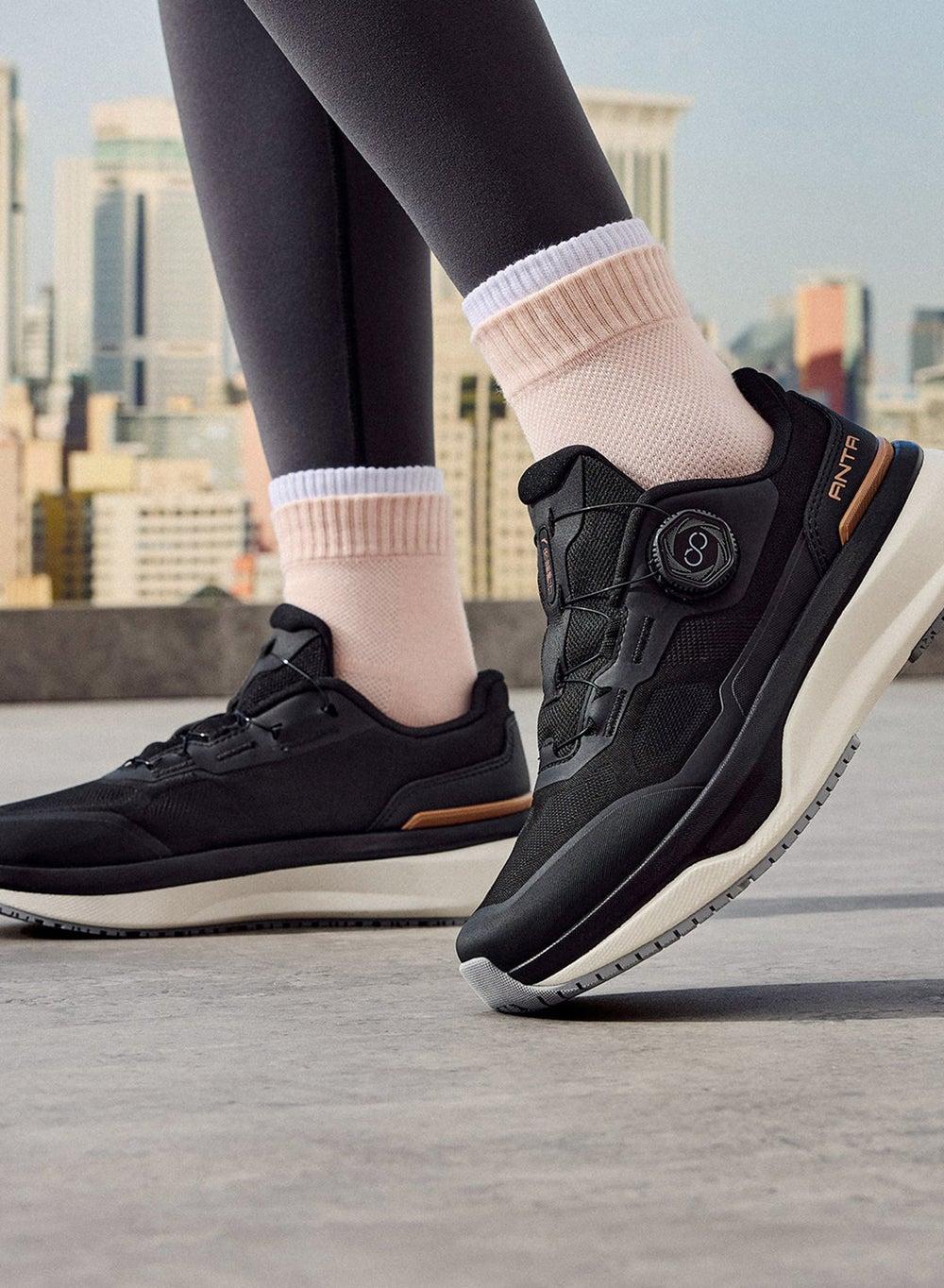 Elegant Black/Golden Low Top Cross-Training Shoes for Women - Image 1