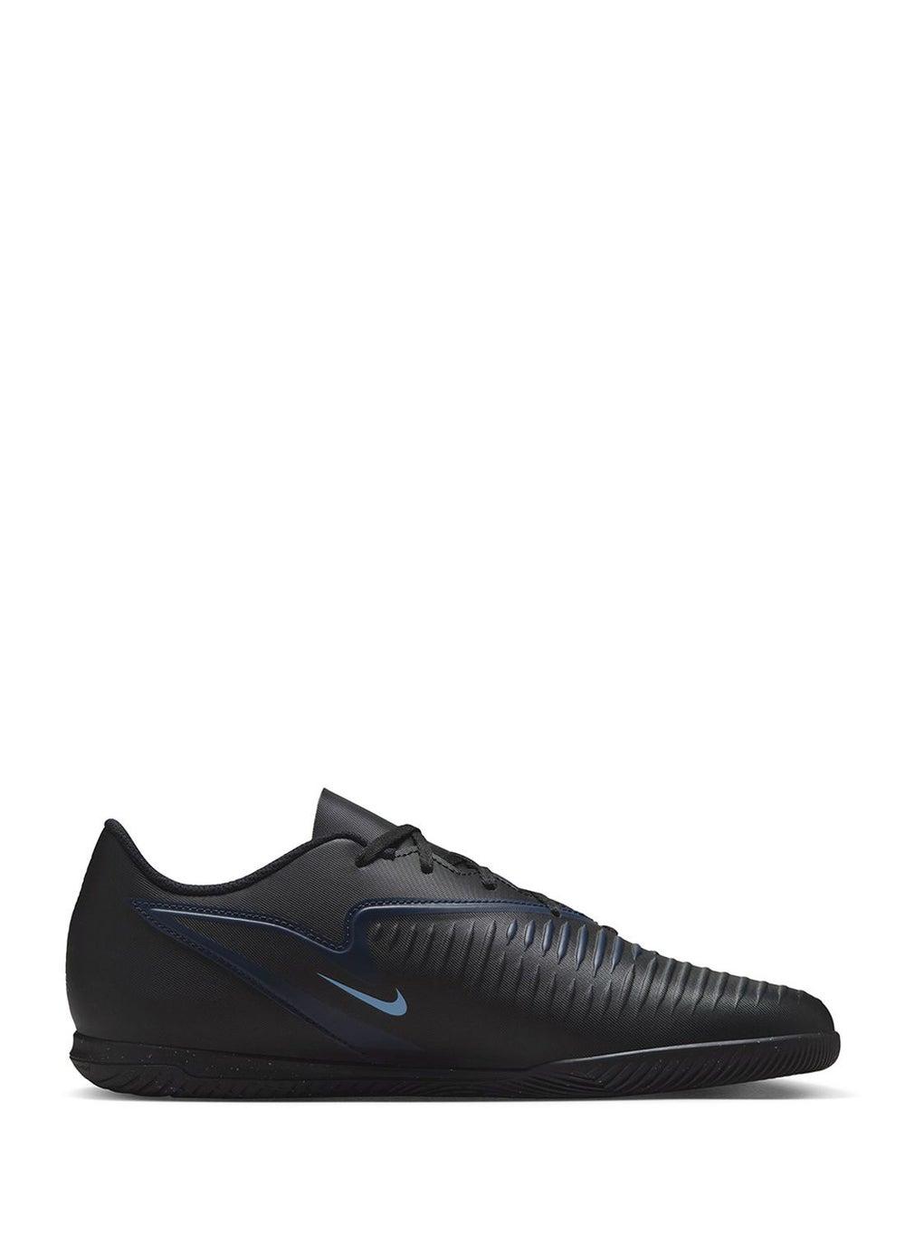 Nike Phantom 6 Low Club - Elite Football Performance - Image 1