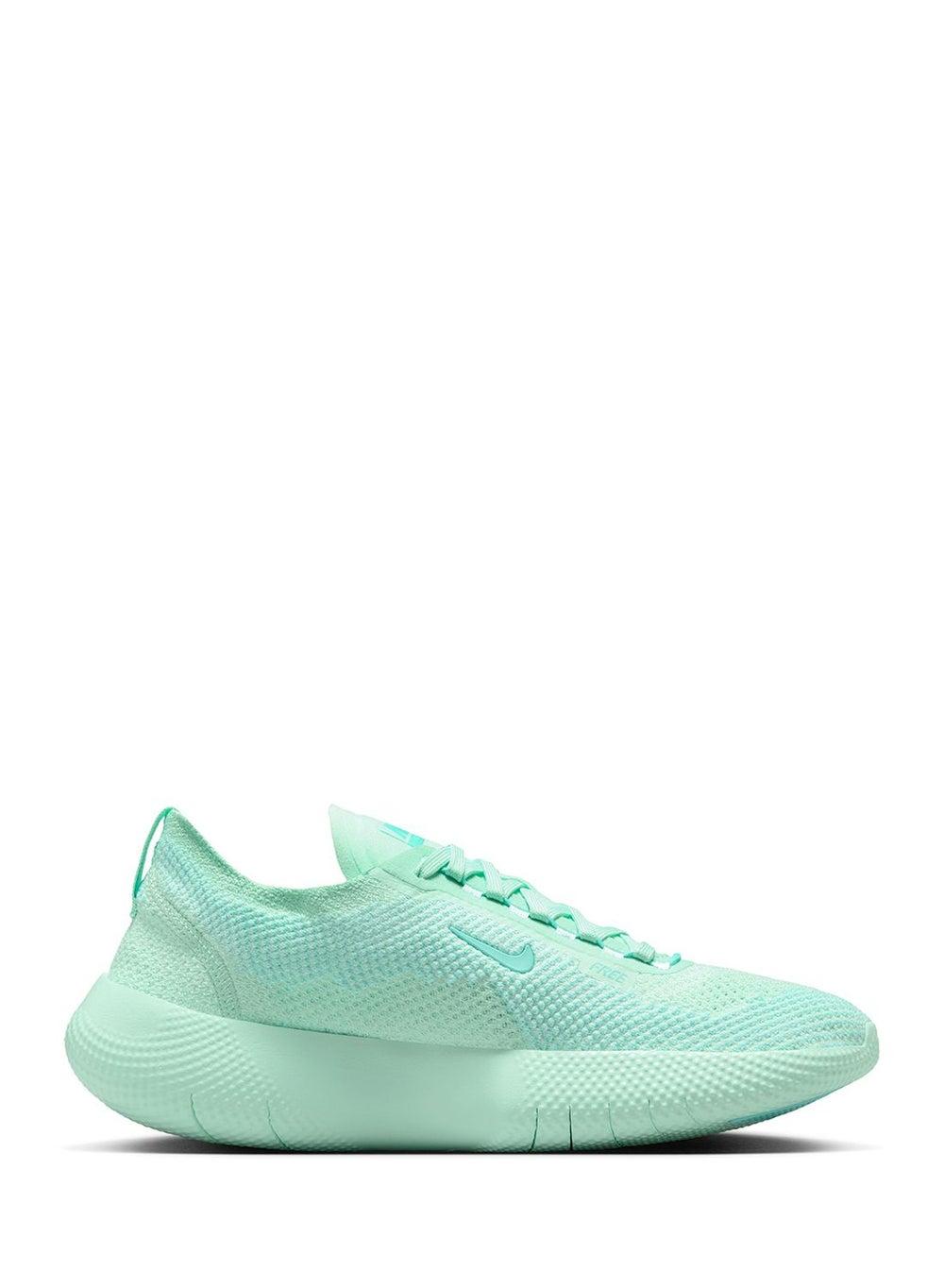 Nike Free 2025: Elegance Meets Athleticism - Image 1