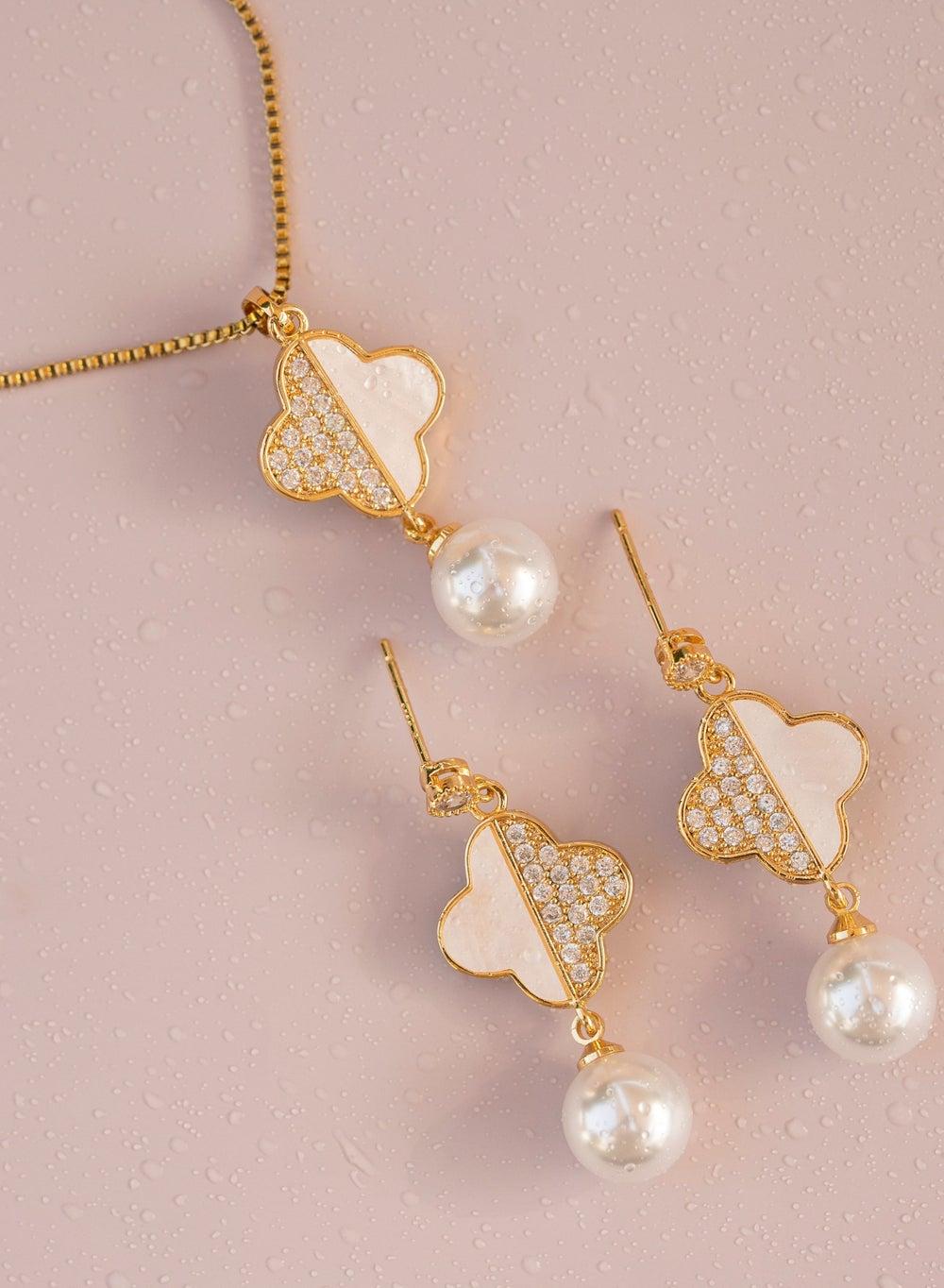 AMICA Studded Elegance Necklace & Earring Set - Image 1