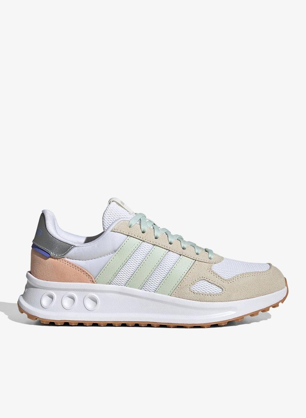 Run 84 Low-Top Sneakers: A Nod to Classic Athletic Elegance - Image 1
