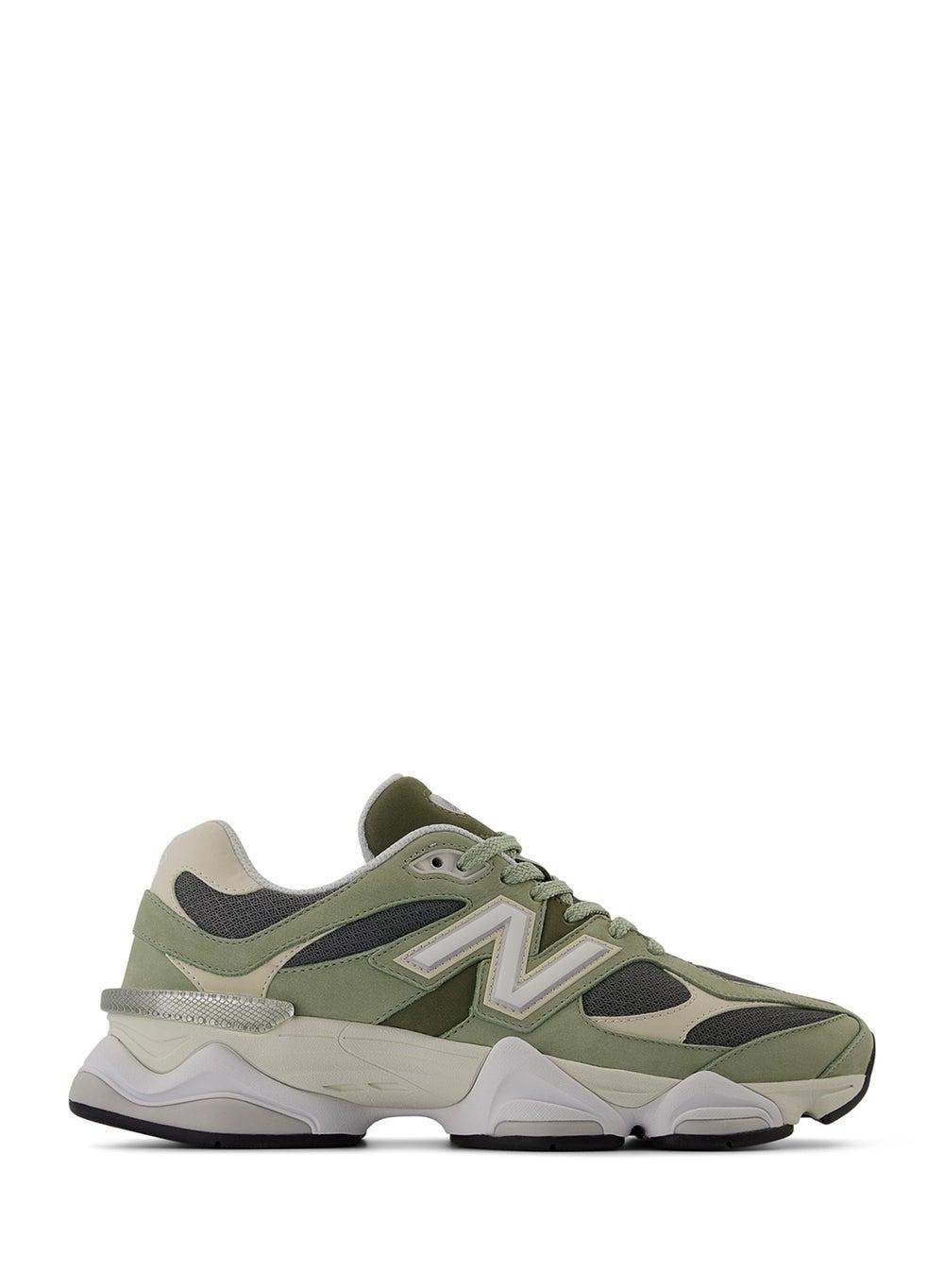 9060 Unisex Garter Snake Low-Top Lifestyle Sneakers - Image 1