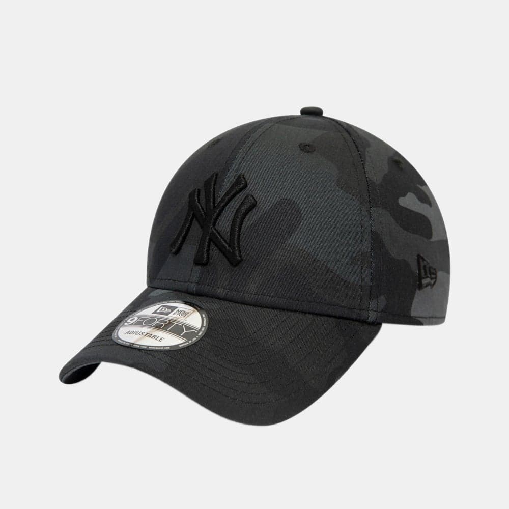 NEW ERA MLB Yankees 9FORTY Essential Cap for Men - Image 1