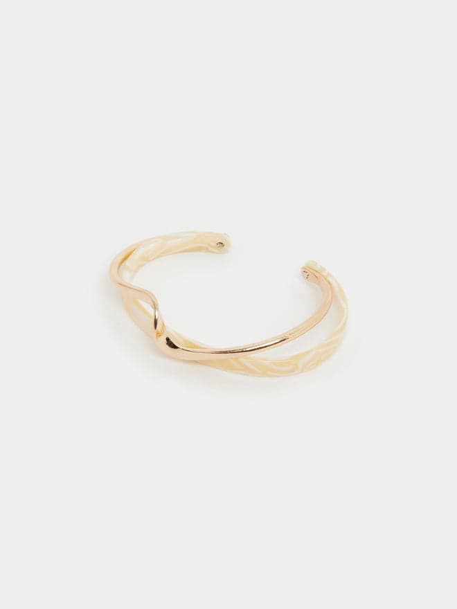 Styli Open Cuff Elegance Bracelet for the Modern Woman - Image 1