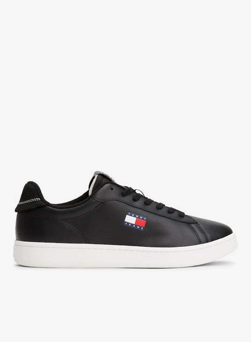 Em0Em01596Bds Elegant Black Low Top Sneakers - Image 1